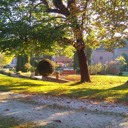 Bed and Breakfast Domaine De La Creuse Moussey  Экстерьер фото