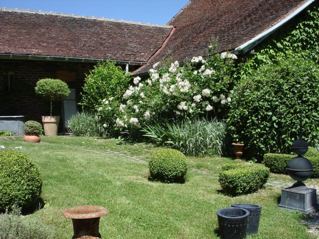 Bed and Breakfast Domaine De La Creuse Moussey  Номер фото