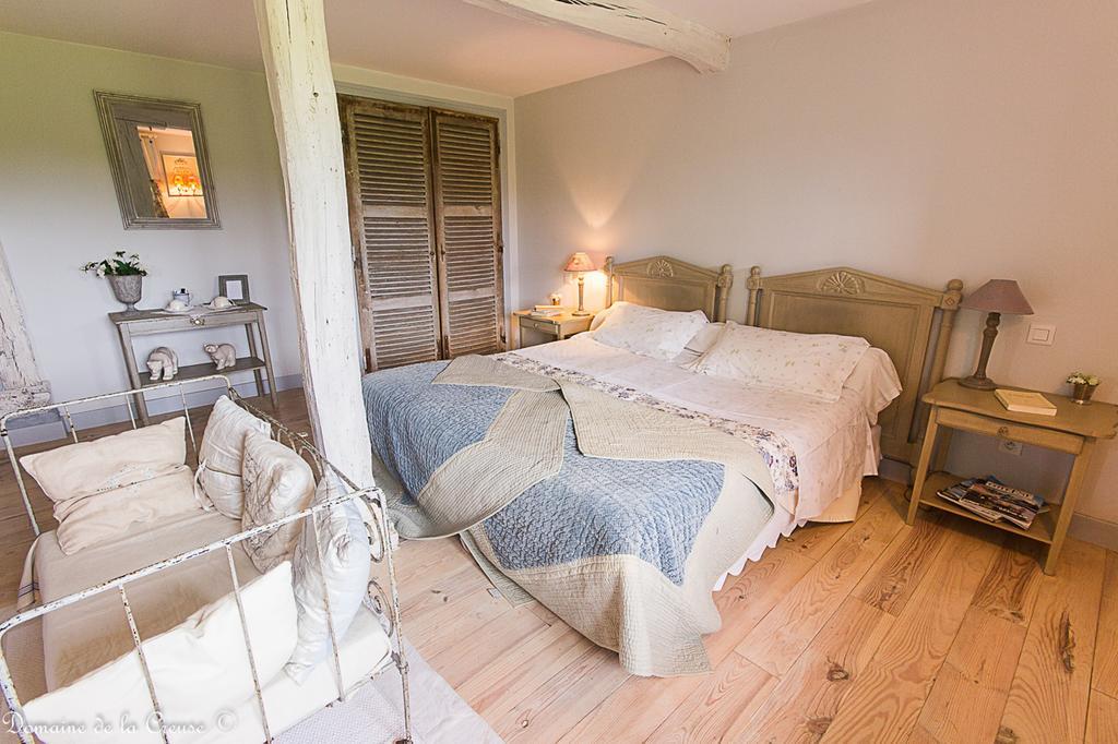Bed and Breakfast Domaine De La Creuse Moussey  Экстерьер фото