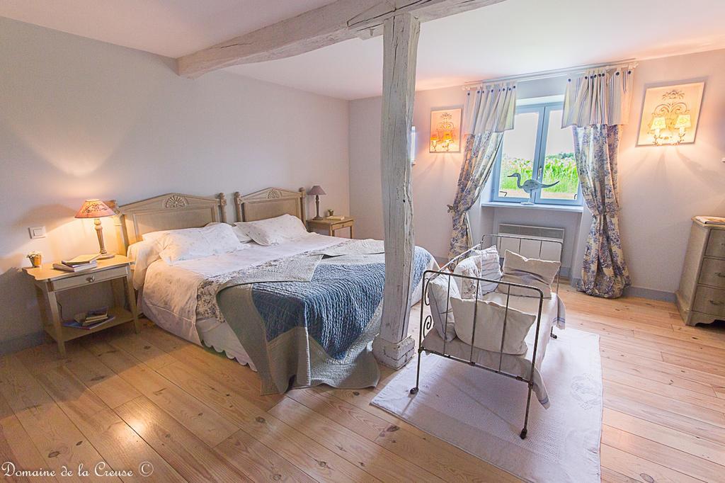 Bed and Breakfast Domaine De La Creuse Moussey  Экстерьер фото