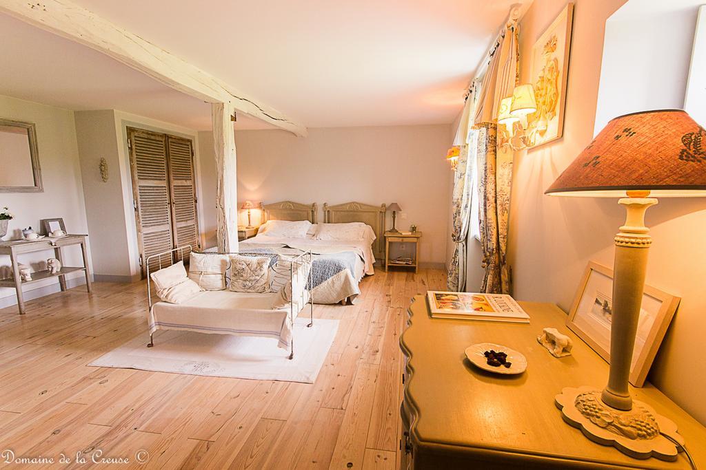Bed and Breakfast Domaine De La Creuse Moussey  Экстерьер фото