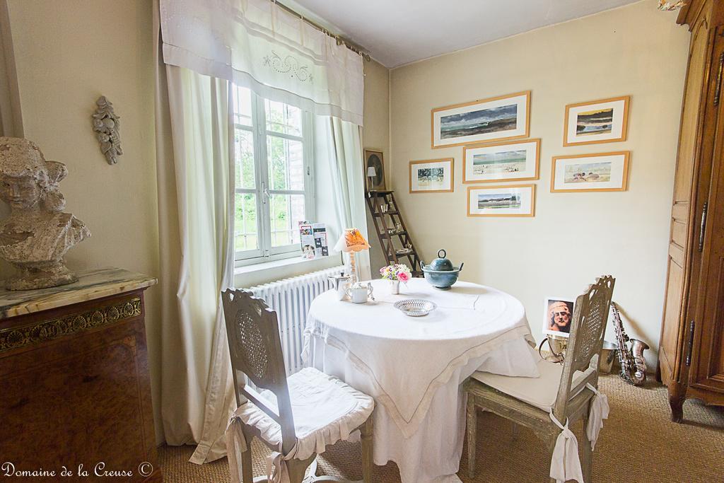 Bed and Breakfast Domaine De La Creuse Moussey  Экстерьер фото