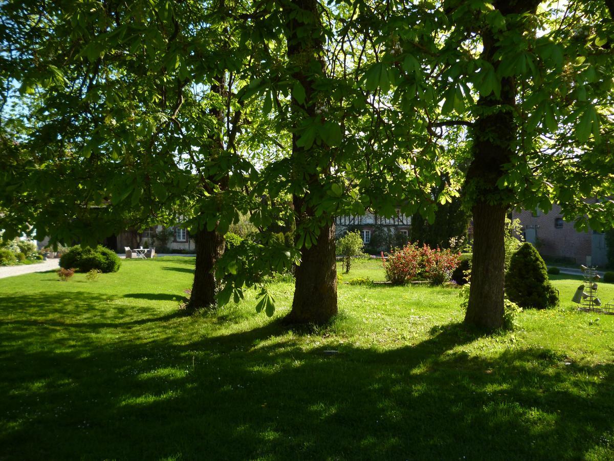 Bed and Breakfast Domaine De La Creuse Moussey  Экстерьер фото