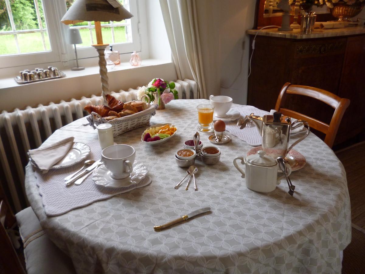 Bed and Breakfast Domaine De La Creuse Moussey  Экстерьер фото